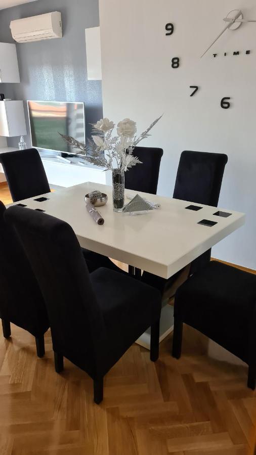 Apartmani Marcetic Slavonski Brod Exterior photo